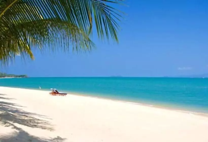 هتل The Cosy Maenam Beach Resort