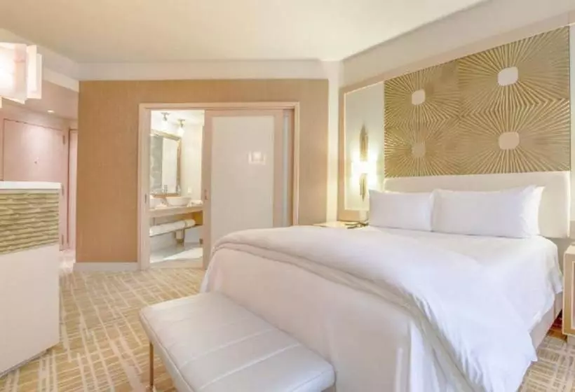 Отель Waldorf Astoria Panama