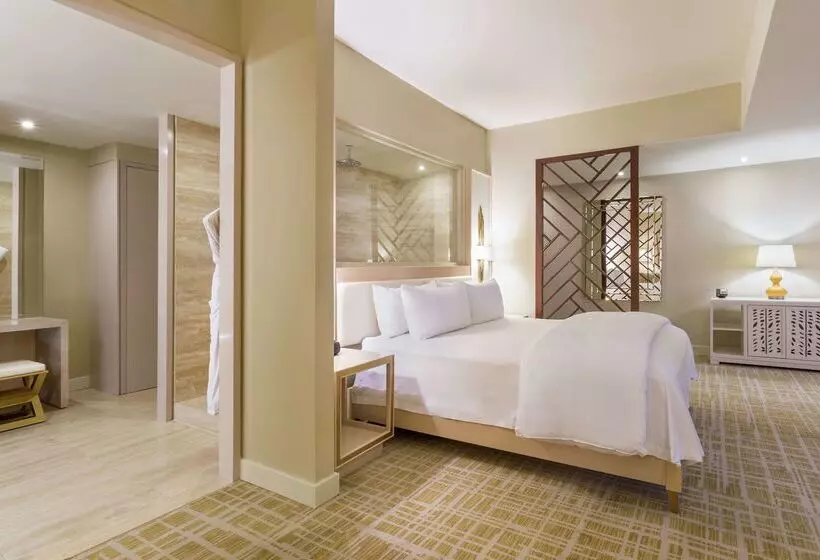 Отель Waldorf Astoria Panama