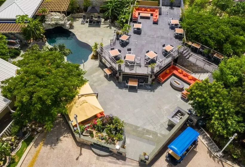 Kokomo Botanical Resort   Caribbean Family Cottages