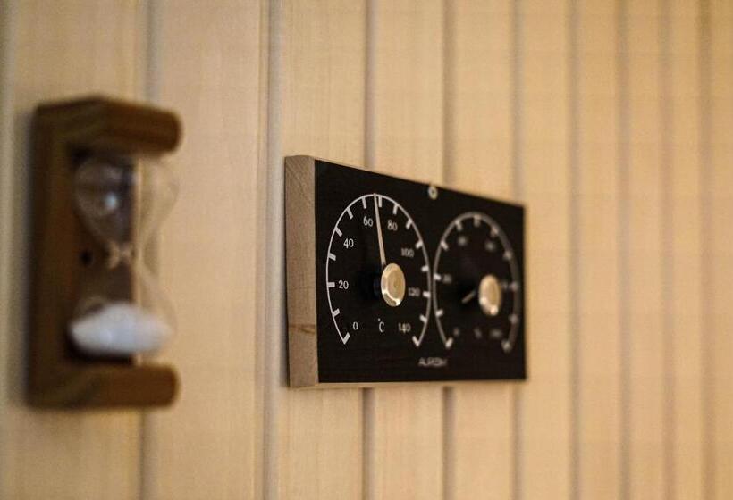 منتجع Quintessia