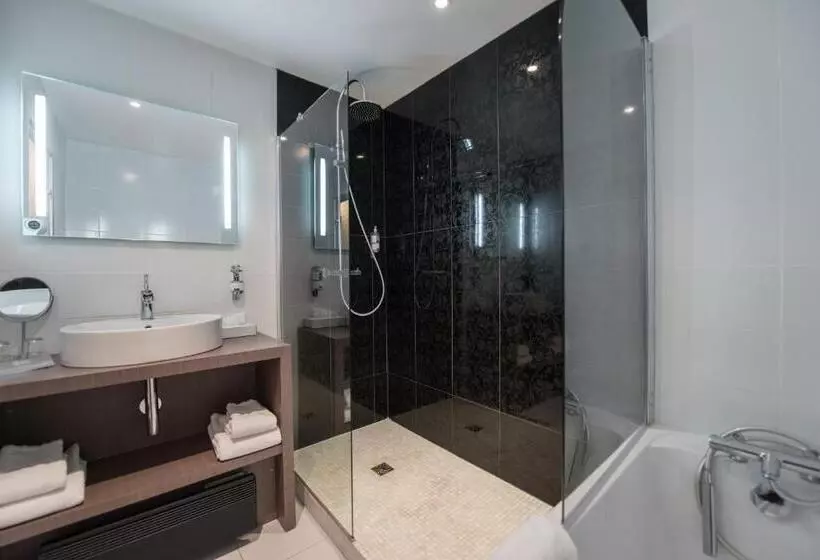 渡假胜地 Quintessia