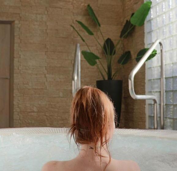 منتجع Quintessia