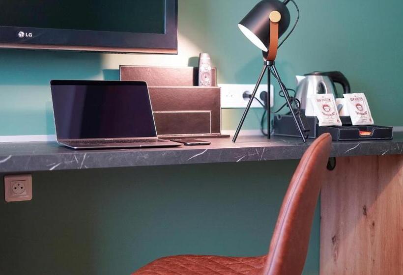 منتجع Quintessia