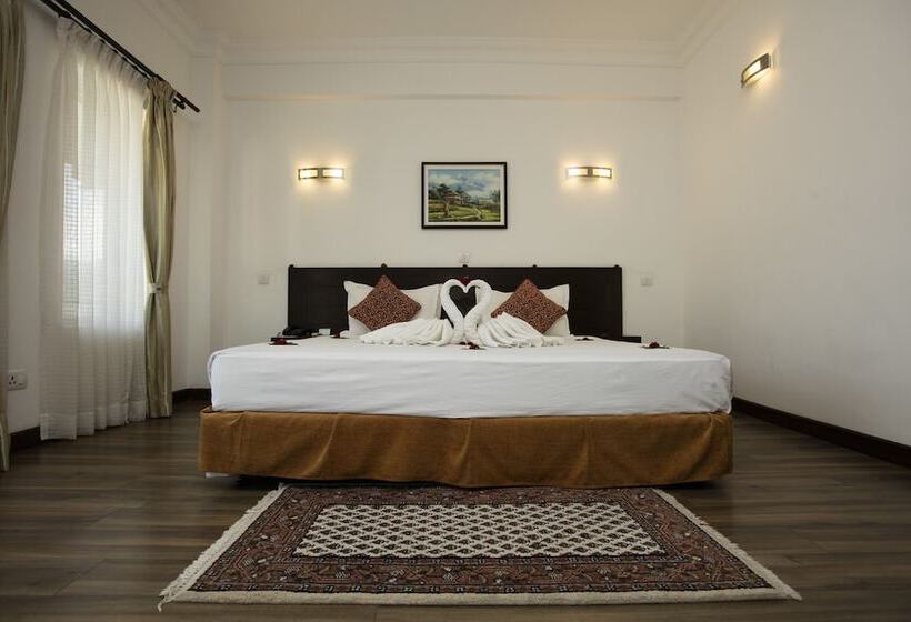 Waterfront Resort By Kgh Group