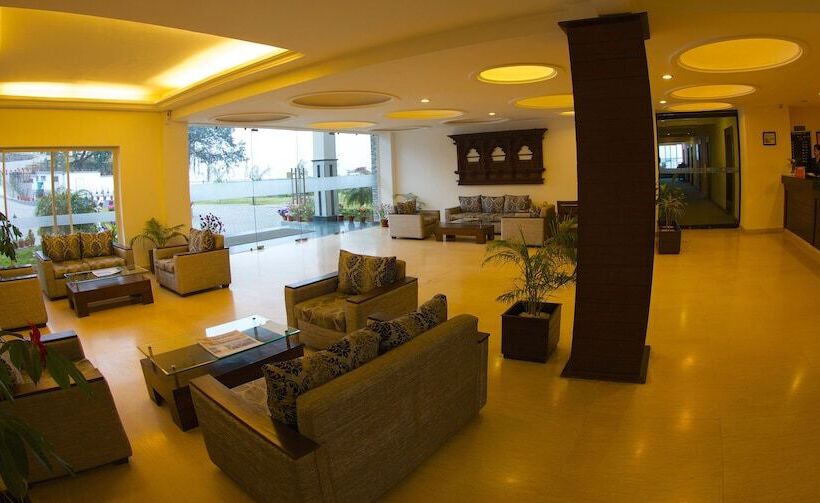 Waterfront Resort By Kgh Group