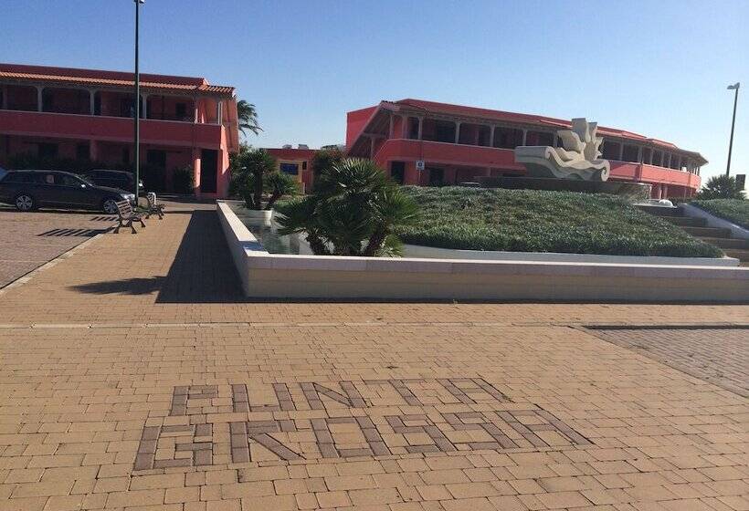 فندق Villaggio Punta Grossa