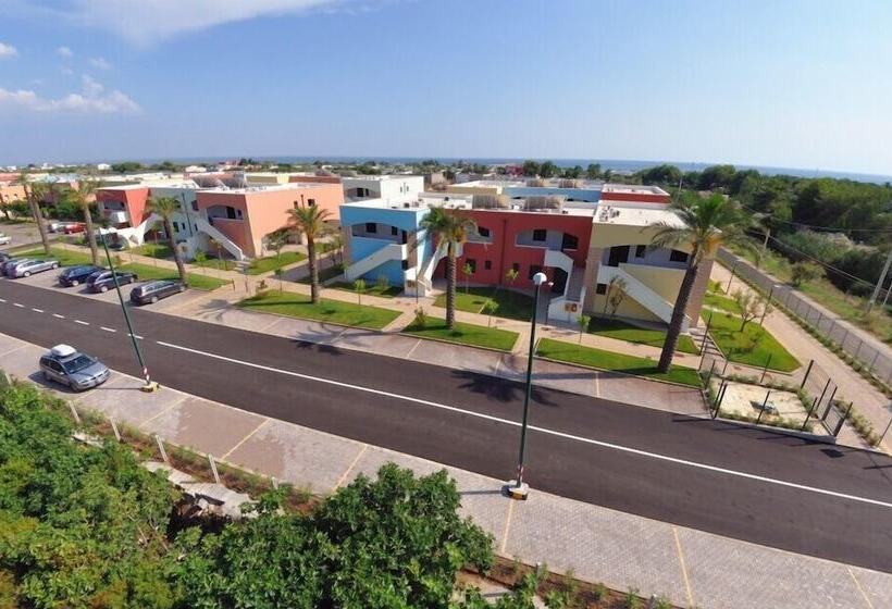 فندق Villaggio Punta Grossa