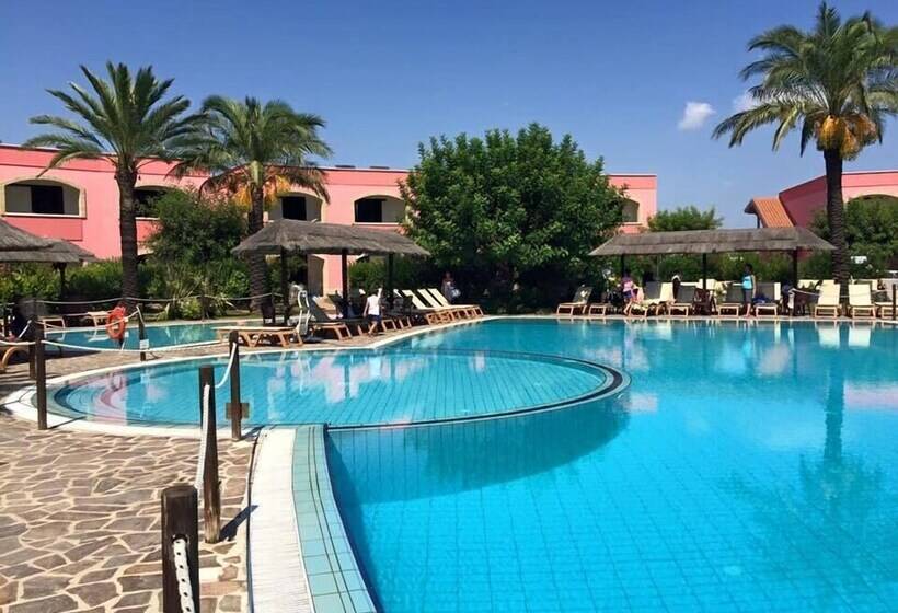 فندق Villaggio Punta Grossa