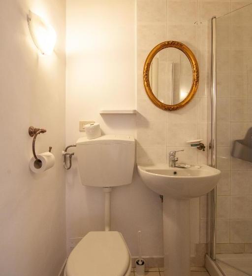 تختخواب و صبحانه Le Violette