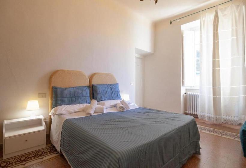 تختخواب و صبحانه Le Violette