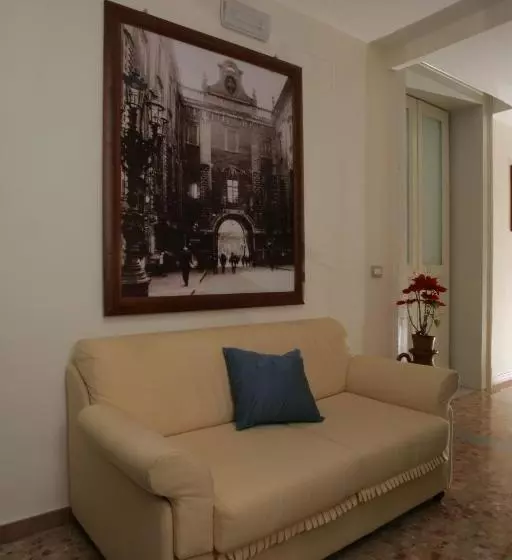 تختخواب و صبحانه Picone Bed&breakfast