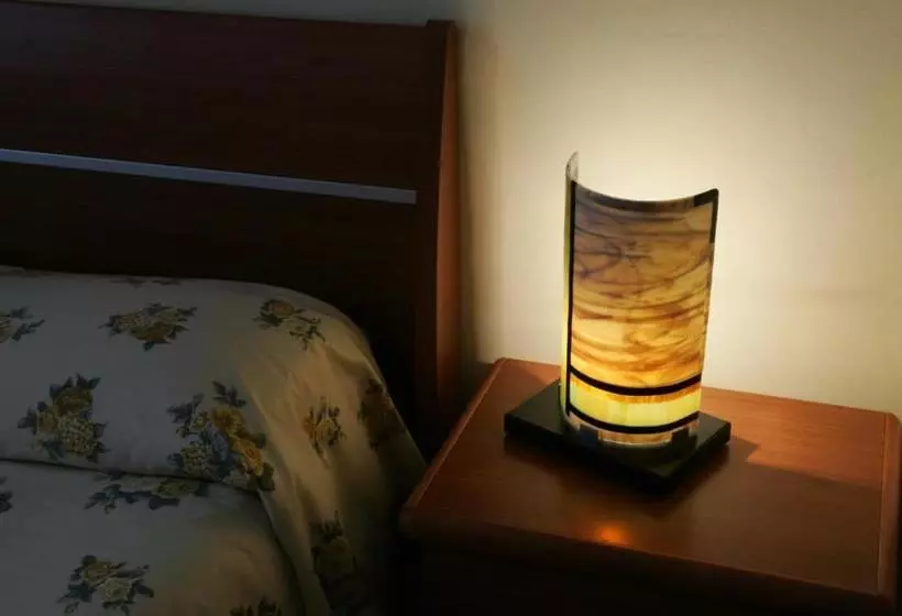 تختخواب و صبحانه Picone Bed&breakfast