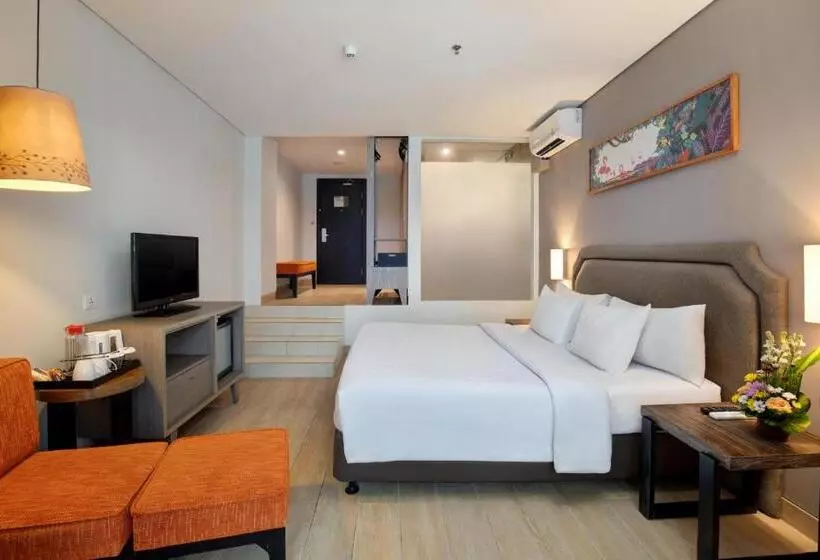 Harper Kuta Hotel by Aston