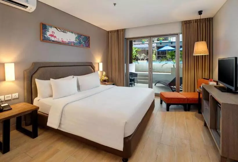 Harper Kuta Hotel by Aston