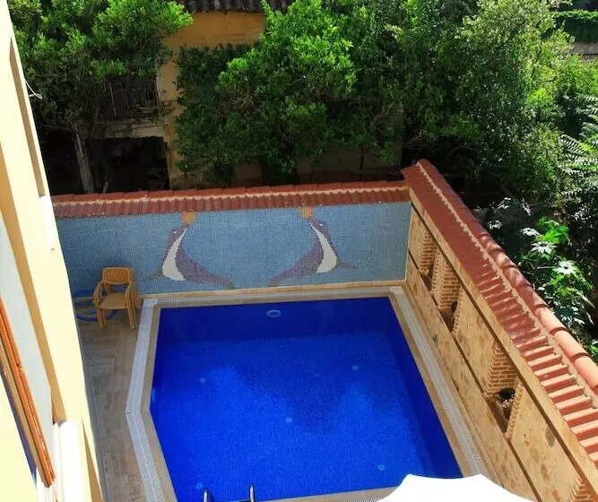 هتل Bacchus Pension