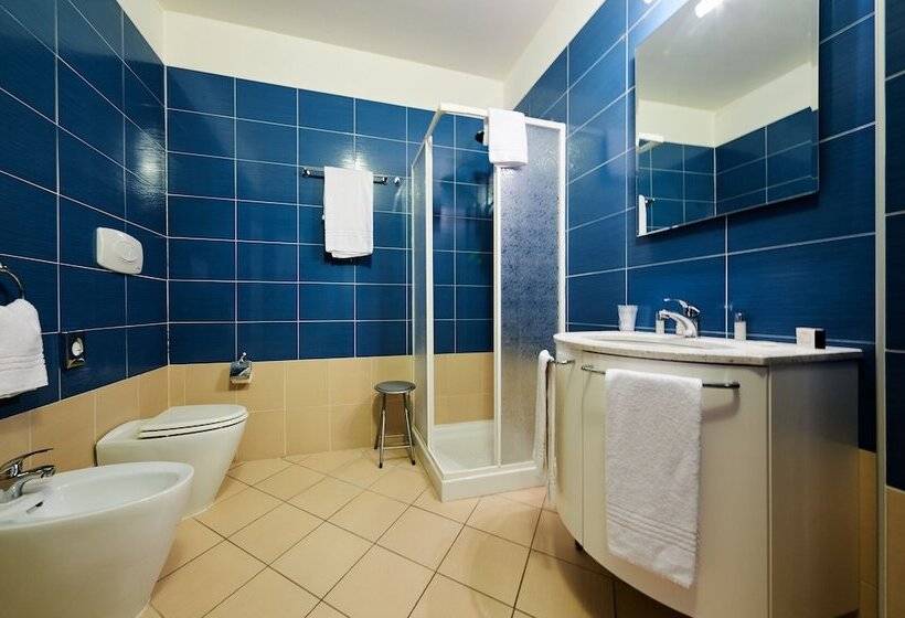 Отель Bolgheri Marina Resort Ex Varo Village