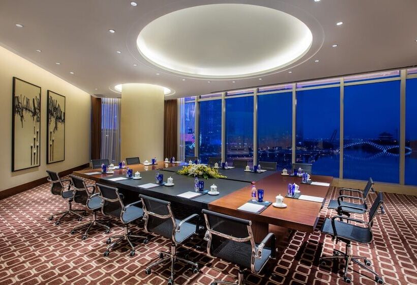 בית מלון כפרי Crowne Plaza Shaoxing By Ihg