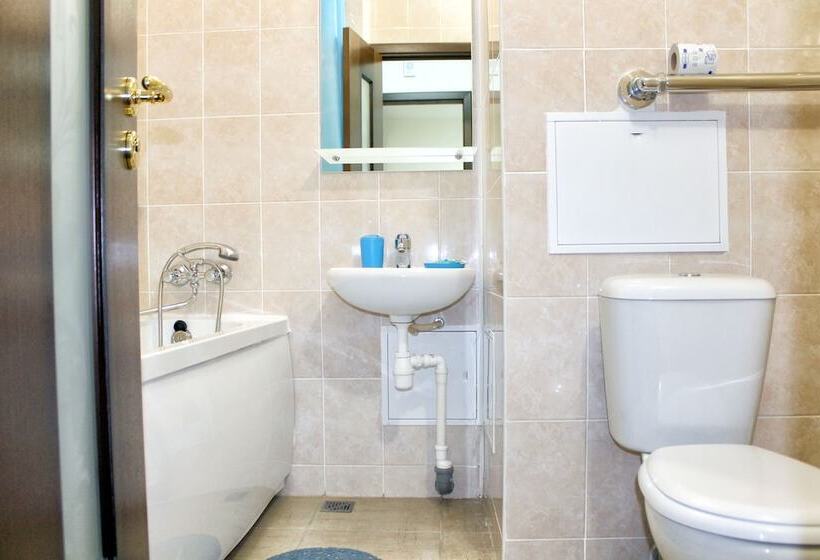 Отель East Time