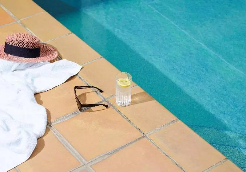 هتل Ibis Budget Hyères