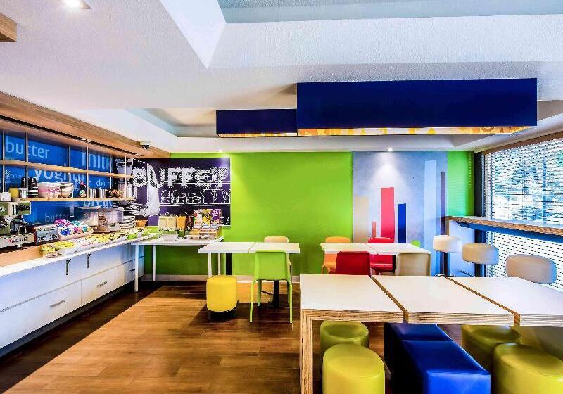 בית מלון כפרי Ibis Budget St Peters