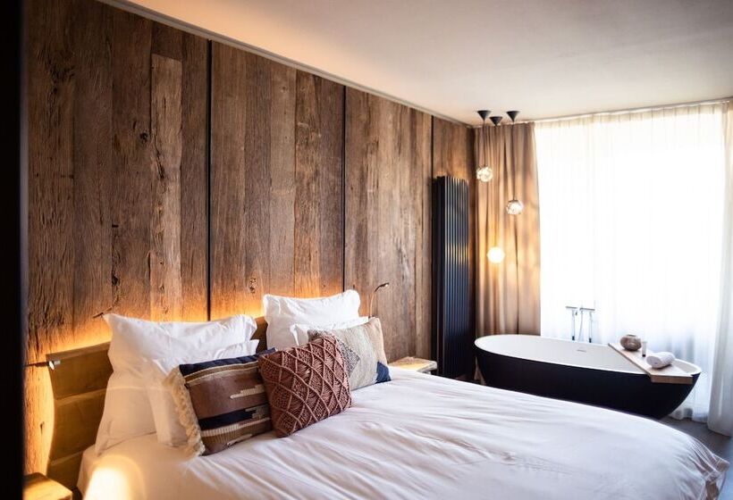 בית מלון כפרי Lowenhof