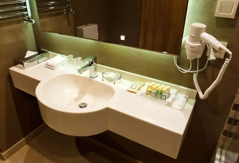 فندق Panorama By Mercure