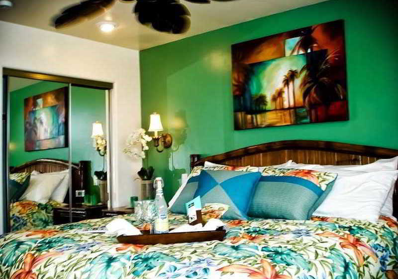 호텔 Pirate Cove Resort & Marina