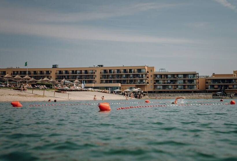 Отель St. Martins Therme & Lodge