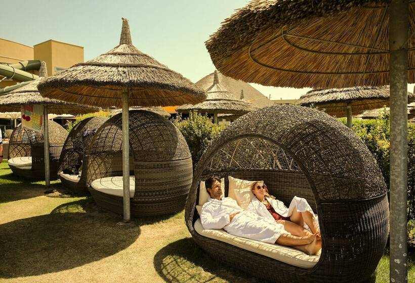 Отель St. Martins Therme & Lodge