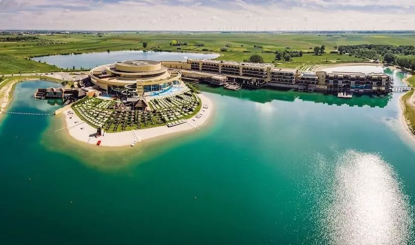 Отель St. Martins Therme & Lodge