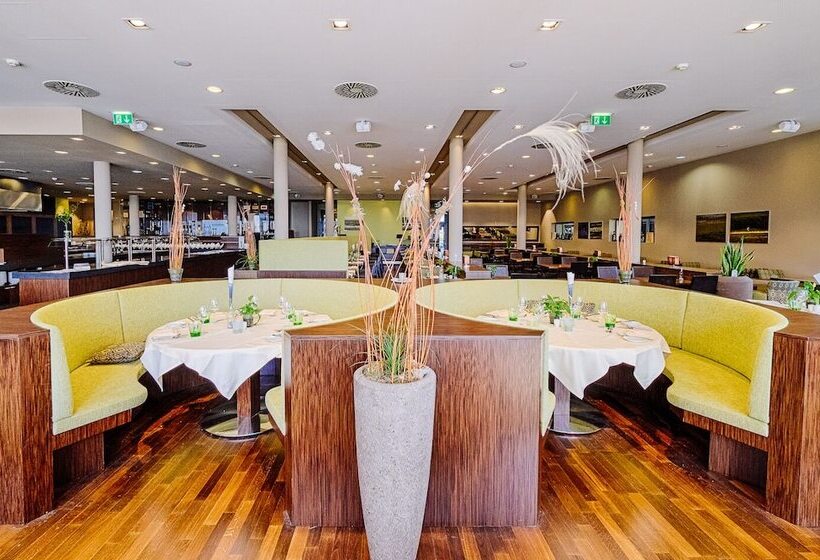 Отель St. Martins Therme & Lodge