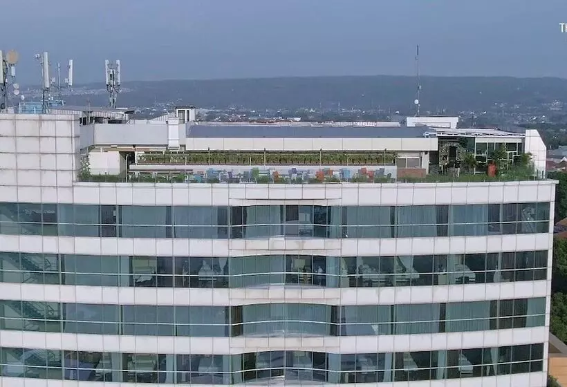 Hotel The 1o1 Malang Oj