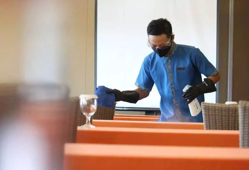 Hotel The 1o1 Malang Oj