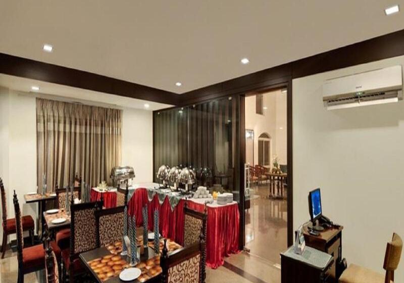 هتل The Golden Suites & Spa