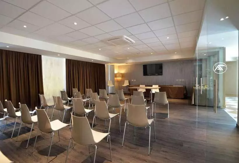 Turin Airport Hotel & Residence