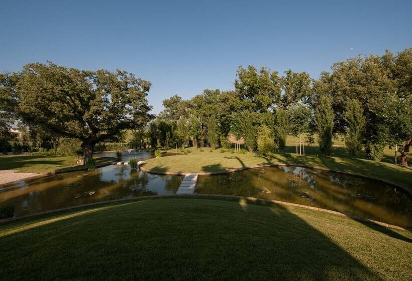 L  Araba Fenice Hotel & Resort