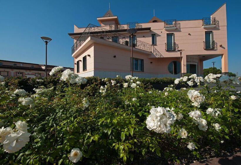 L  Araba Fenice Hotel & Resort