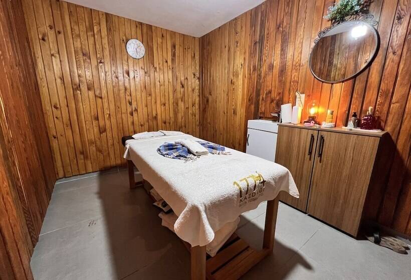 1774 Kazdağı Termal Otel