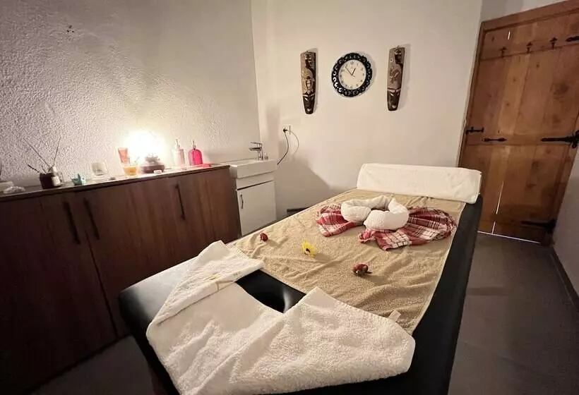 1774 Kazdağı Termal Otel