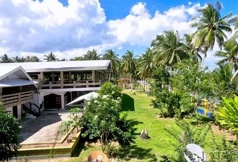 Hotelli Chilly Beach Resort Palawan