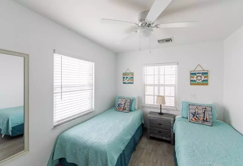 هتل Island Club Turks