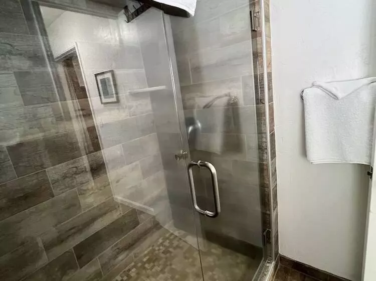 Hotelli June Lake Villager