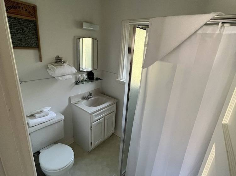 호텔 June Lake Villager