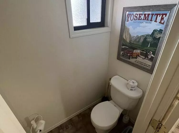 Hotelli June Lake Villager