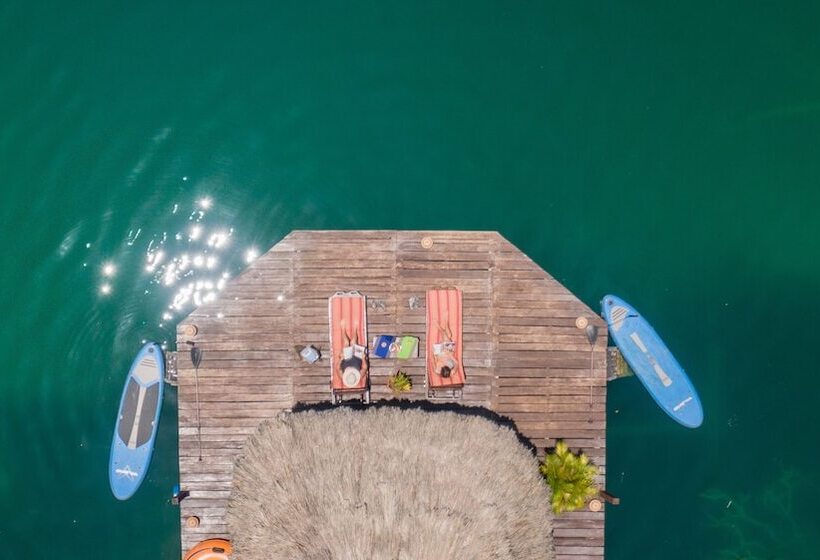 هتل La Lancha By Francis Ford Coppola