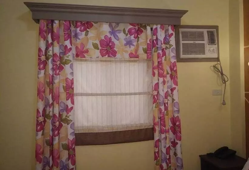 Hotelli San Juan Suites