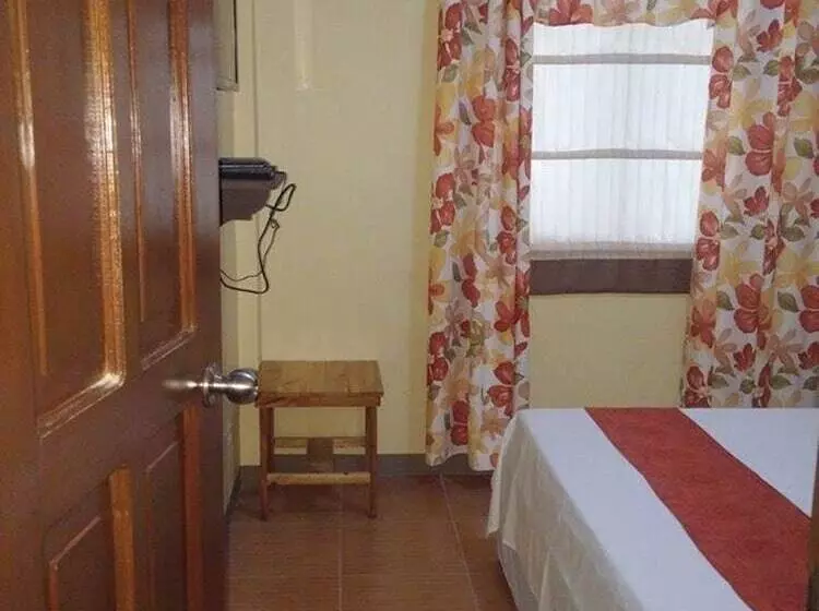 Hotelli San Juan Suites