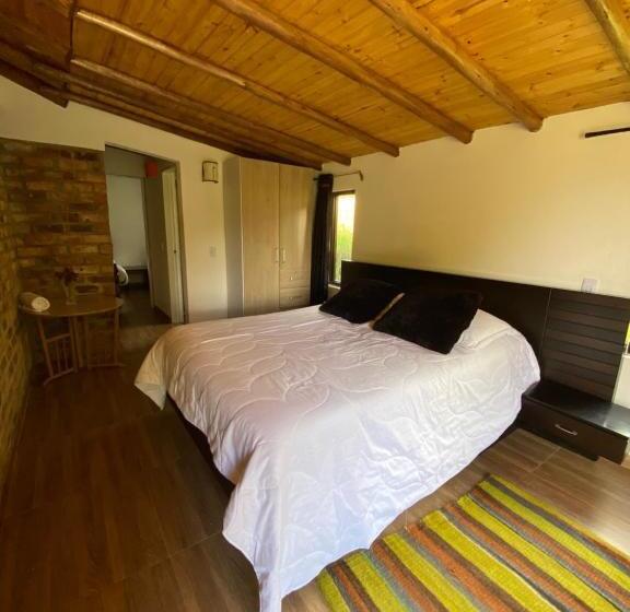 Bed & Breakfast Cabaña Media Luna