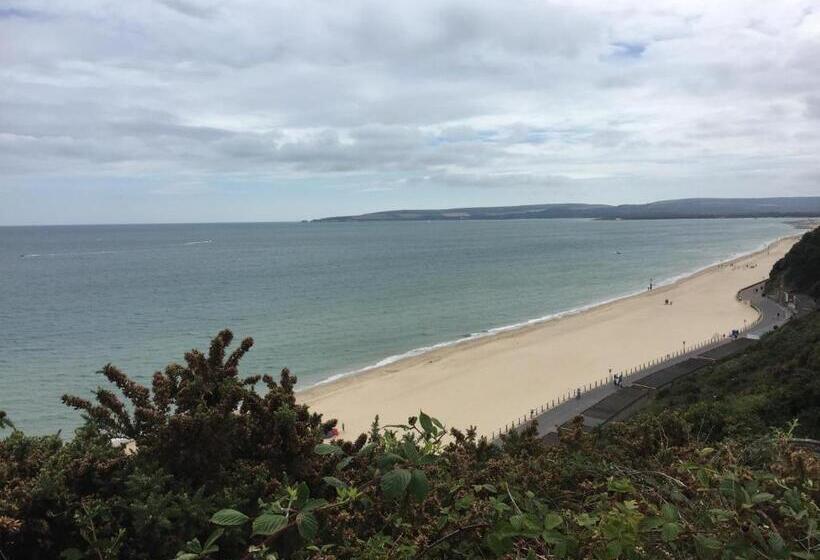 مبيت وإفطار No Car Needed